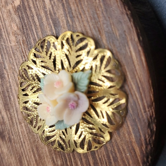 P129 cottagecore flower pendant - Picture 1 of 2